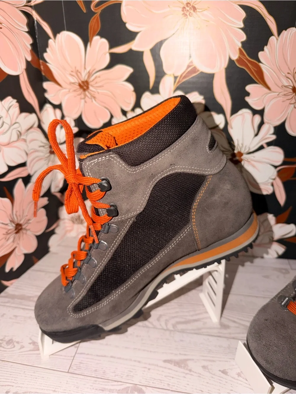AKU Slope Micro GTX Gore-Tex Vibram Hiking Boots M6 W7.5